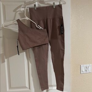 Brand New Set Active Sculptflex Work out set